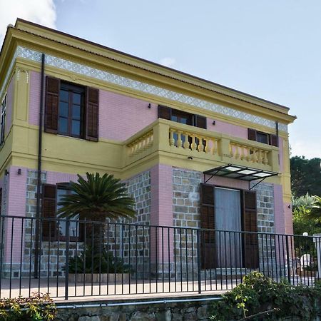 Villa Santa Lucia تْشيفالو المظهر الخارجي الصورة