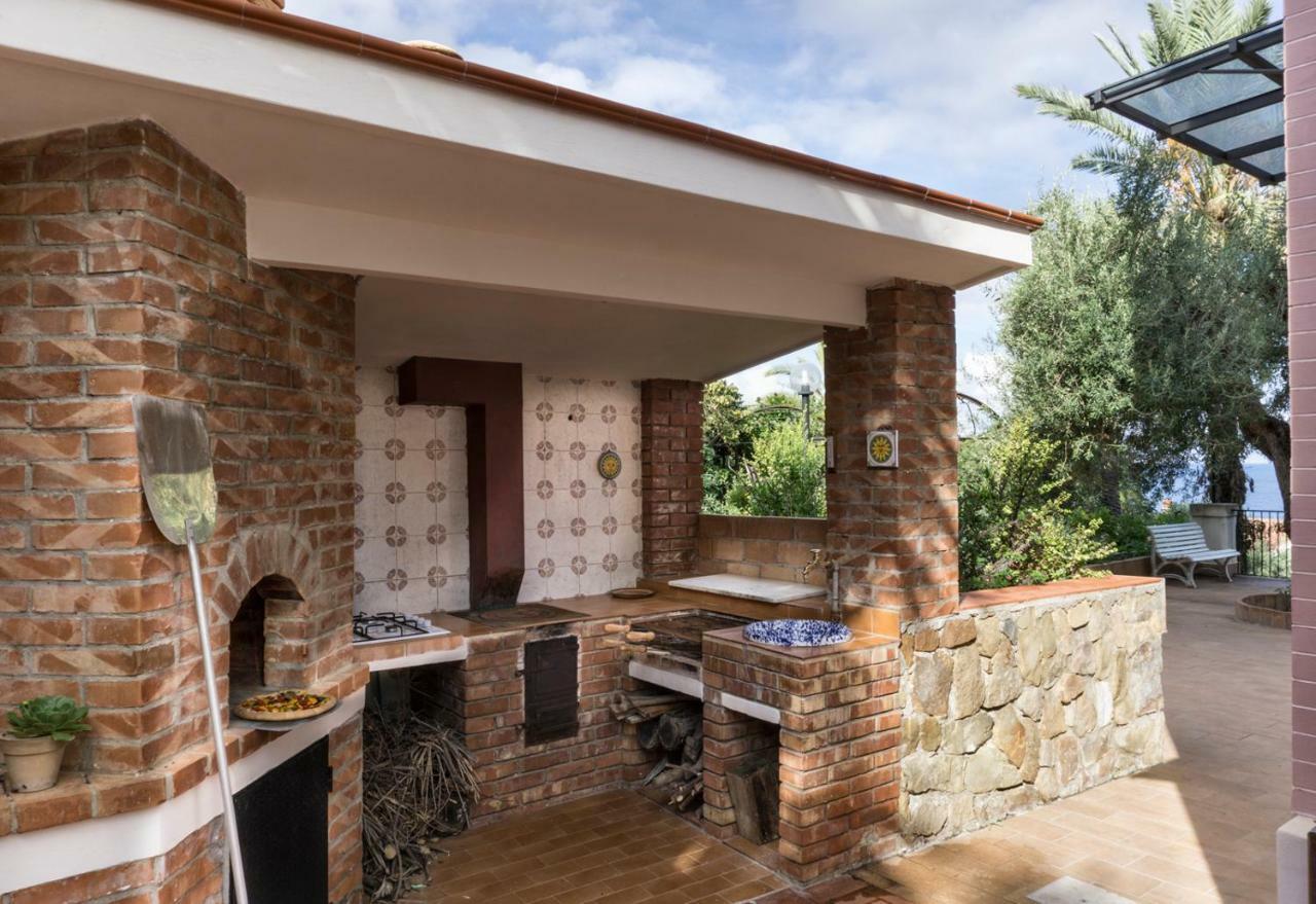 Villa Santa Lucia تْشيفالو المظهر الخارجي الصورة