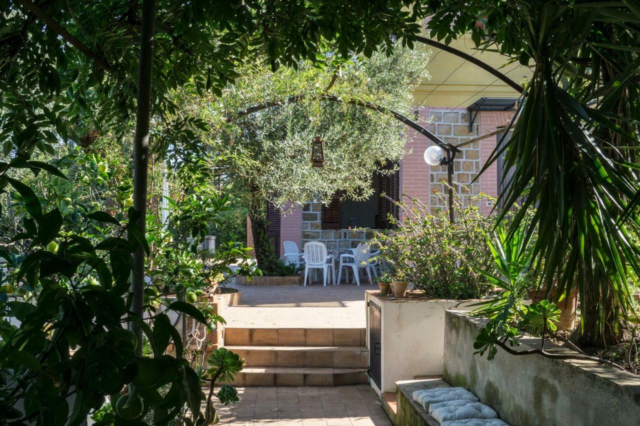Villa Santa Lucia تْشيفالو المظهر الخارجي الصورة