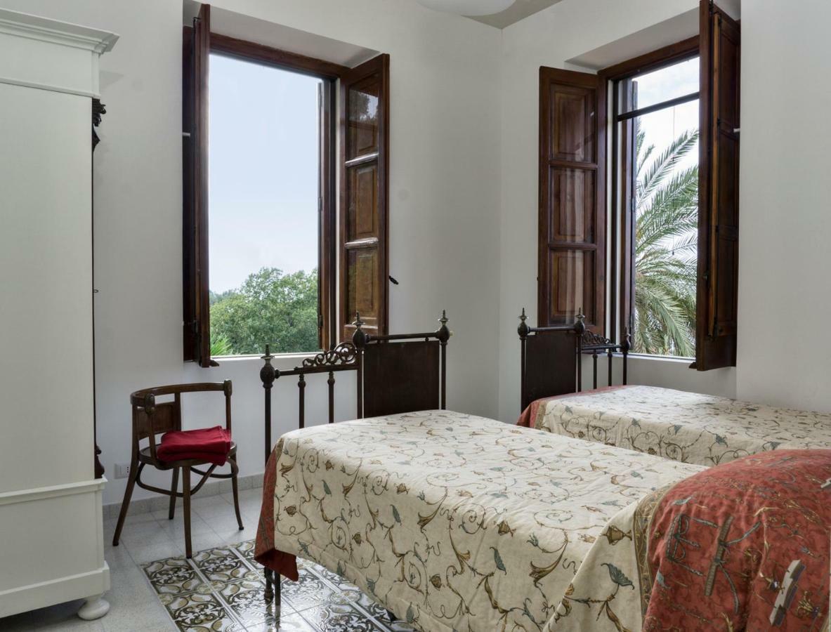 Villa Santa Lucia تْشيفالو المظهر الخارجي الصورة